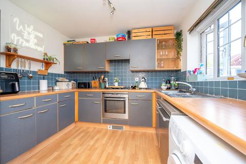 3 bedroom semi-detached house for sale, Oakham Close, Desborough, Kettering