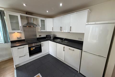 2 bedroom apartment to rent, MASSHOUSE LARGE CORNER 2 BED, FURNISHED WITH BALCONY & PARKING