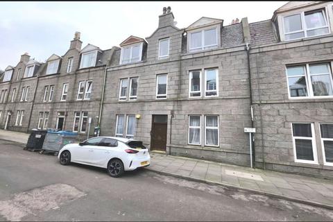 Flat - Wallfield Crescent, Tenanted Investment, Rosemount, Aberdeen AB25