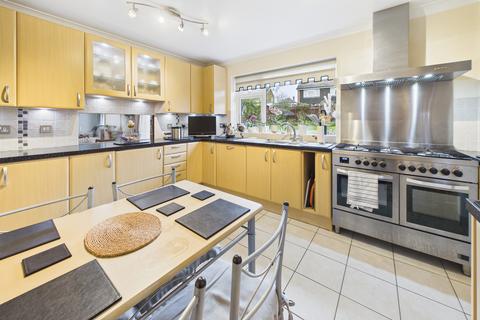 4 bedroom detached house for sale, Longfield, Hemel Hempstead, HP3
