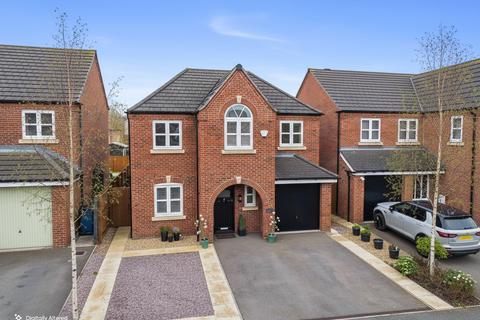 4 bedroom detached house for sale, Croft Close, Two Gates, Tamworth, B77