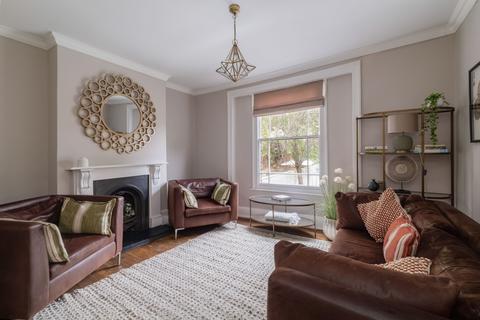 3 bedroom semi-detached house to rent, Ashburnham Place , Greenwich, SE10