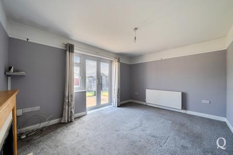 2 bedroom bungalow for sale, Kenilworth Court, Sittingbourne, Kent, ME10