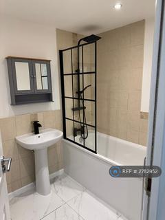 undefined, Godstone Road, Whyteleafe, CR3