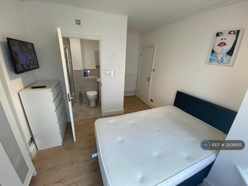 *Avail 9th April* Double Ensuite Room 1 -...