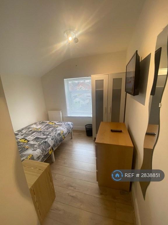*Now Taken*- Double Room 5 With Parking.