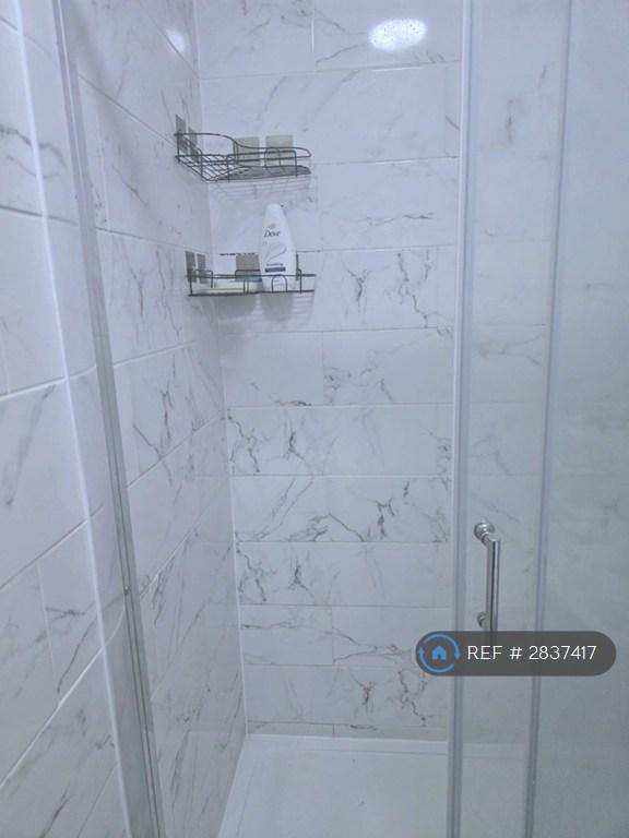 Shared Bathroom Within The Flat