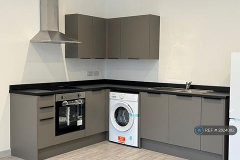 1 bedroom flat to rent, Austerlands, Oldham, OL4