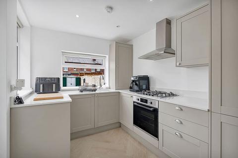 2 bedroom terraced house for sale, Longford Street, Warrington, WA2