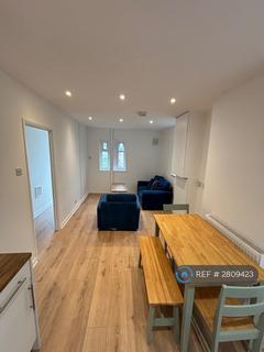 Radbourne Road, London, SW12
