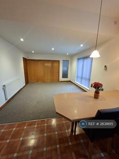 2 bedroom maisonette to rent, Carrington Road, Chorley, PR7