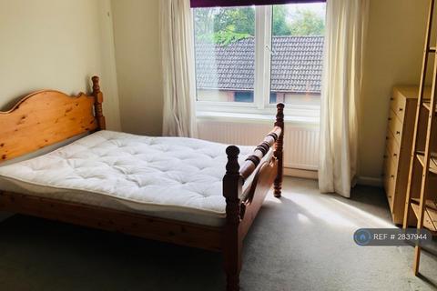 undefined, Berkeley Close, Southampton, SO15