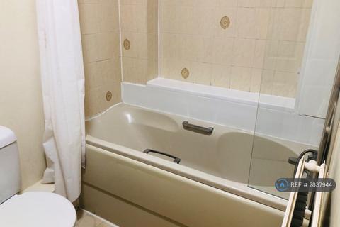 undefined, Berkeley Close, Southampton, SO15