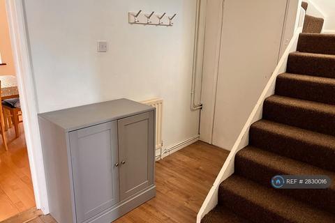 3 bedroom terraced house to rent, Lucerne Court, Whitstable, CT5