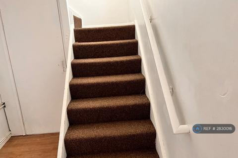 3 bedroom terraced house to rent, Lucerne Court, Whitstable, CT5