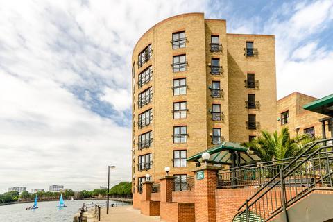 2 bedroom flat to rent, Russell Place, Rotherhithe, London, SE16