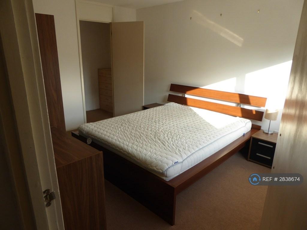 Good Size Double Bedroom