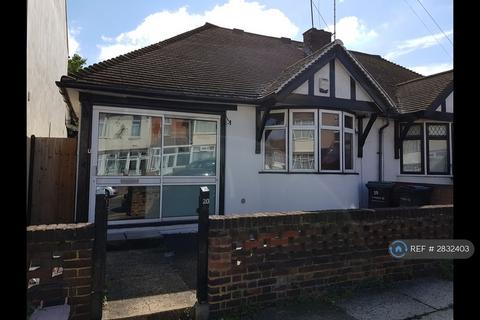 undefined, Pier Road, Gravesend, Kent, DA11