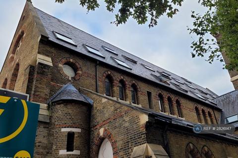 undefined, St. Michael's Court, London, E14