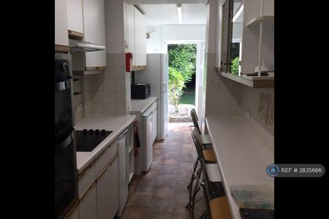 undefined, Kingston Road, Kingston, KT3