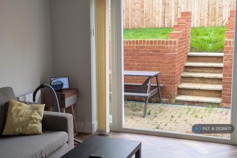 undefined, Springfield, Milton Keynes, MK6