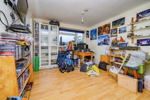 1 bedroom flat for sale, Waveney, HEMEL HEMPSTEAD