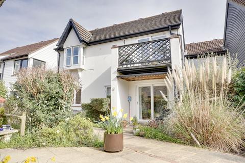 1 bedroom retirement property for sale, High Wych Road, Sawbridgeworth, CM21