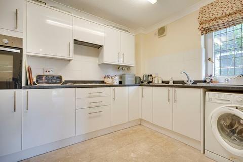 1 bedroom retirement property for sale, High Wych Road, Sawbridgeworth, CM21