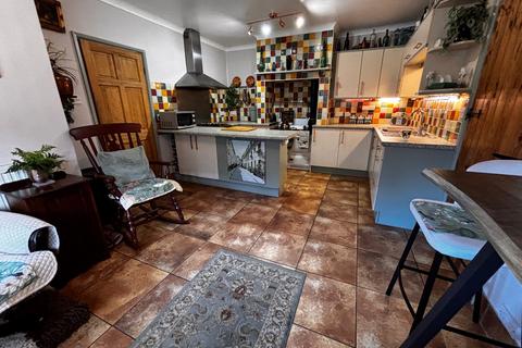 3 bedroom property with land for sale, Carmarthen SA33