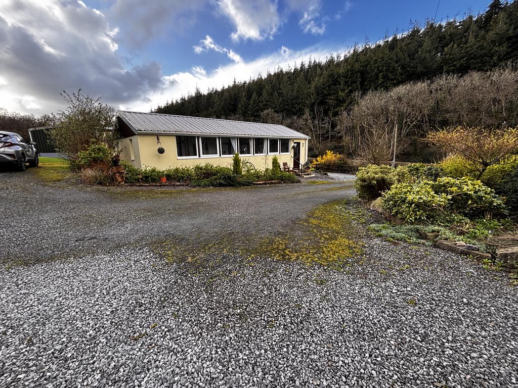 Former Cattery