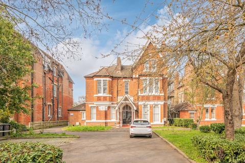 2 bedroom flat to rent, Leigham Court, Streatham, London, SW16