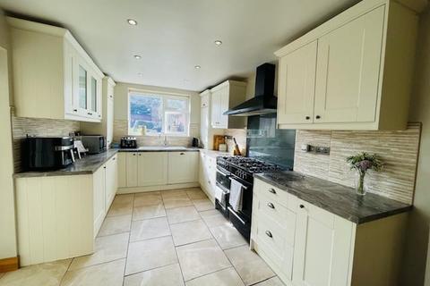 undefined, Trotters Lane, West Bromwich, B71