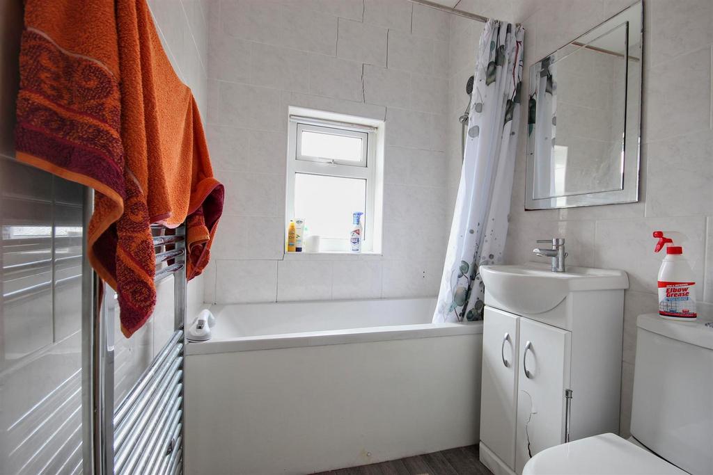 Bathroom/w.c.