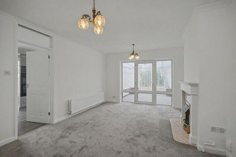 2 bedroom bungalow for sale, Waters End, Barwell, Leicester, Leicestershire, LE9