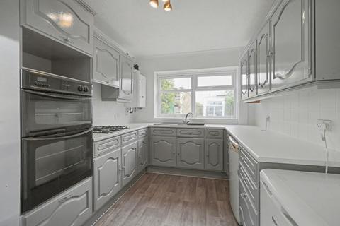 2 bedroom bungalow for sale, Waters End, Barwell, Leicester, Leicestershire, LE9