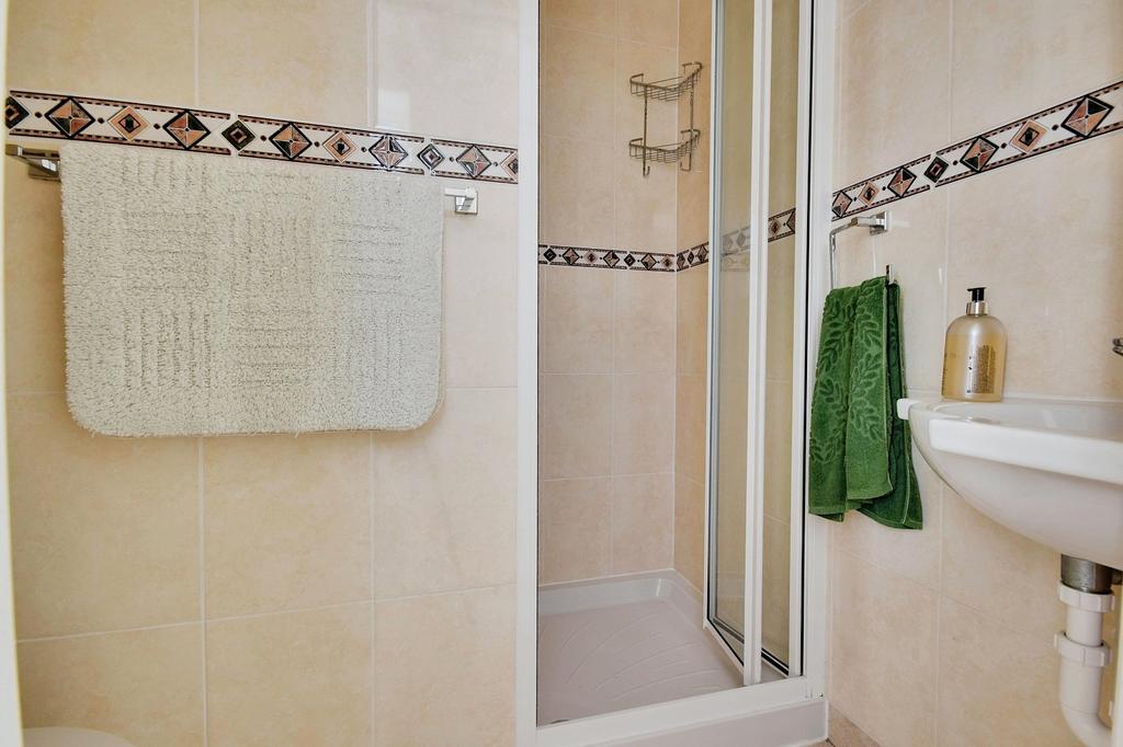 En-Suite Shower