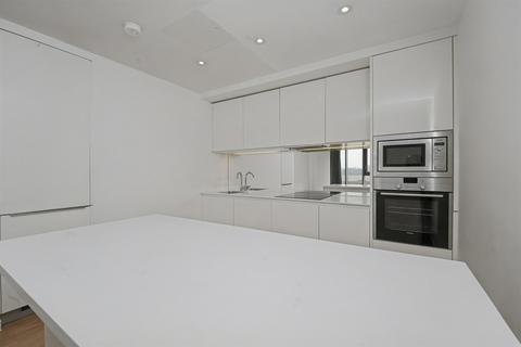 2 bedroom flat to rent, London SW18