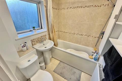 1 bedroom maisonette to rent, Haddon Road, Luton, LU2 9JB