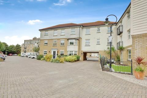 2 bedroom flat to rent, Forge Way, Southend-on-sea, SS1