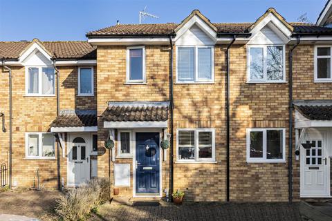 2 bedroom terraced house for sale, Wellington Drive, Welwyn Garden City
