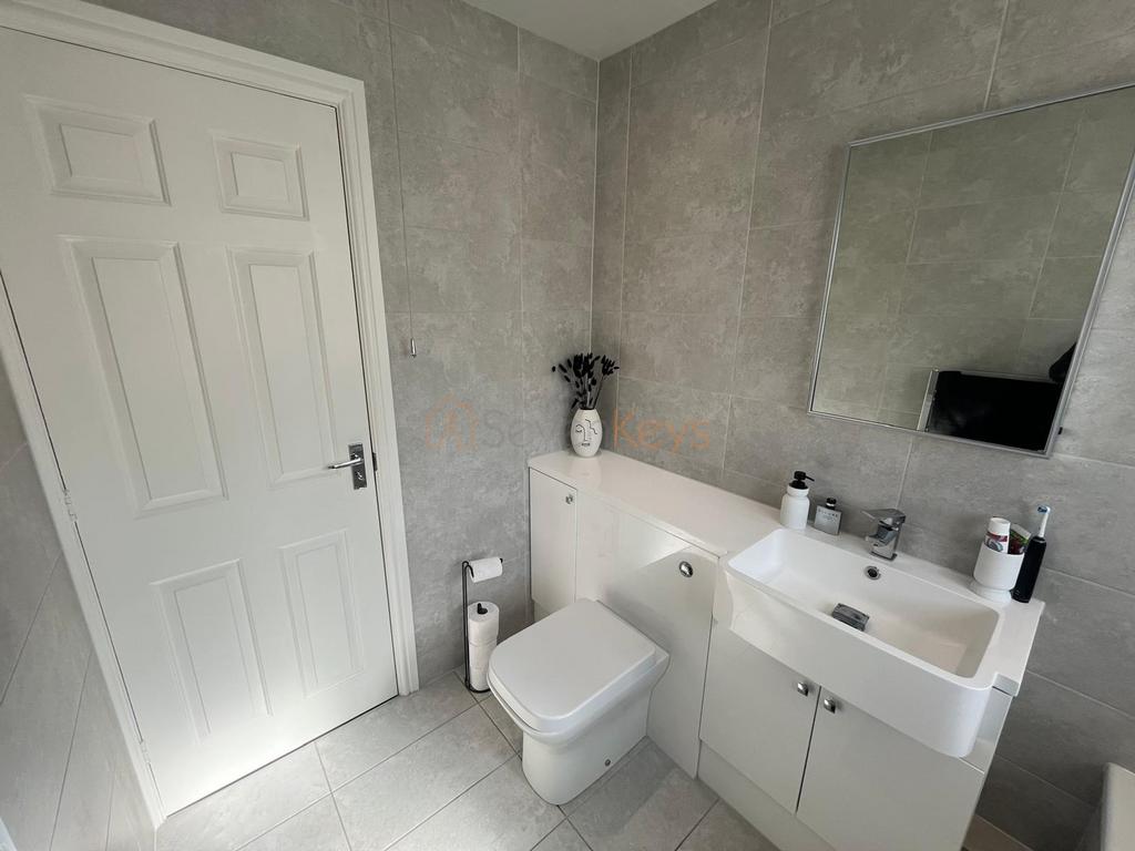 Bathroom 3