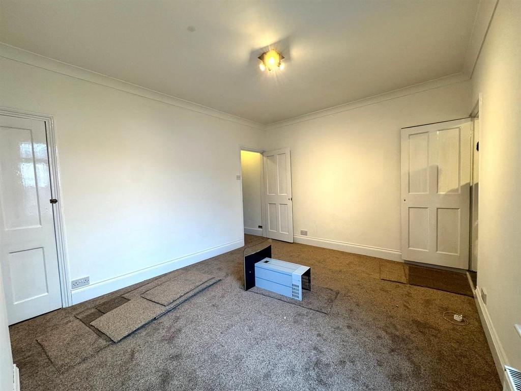 Dining Room 1.jpeg