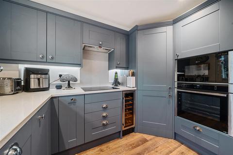 undefined, Branksomewood Road, Fleet GU51
