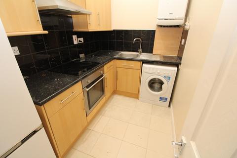 2 bedroom flat to rent, Kitto Road, New Cross SE14