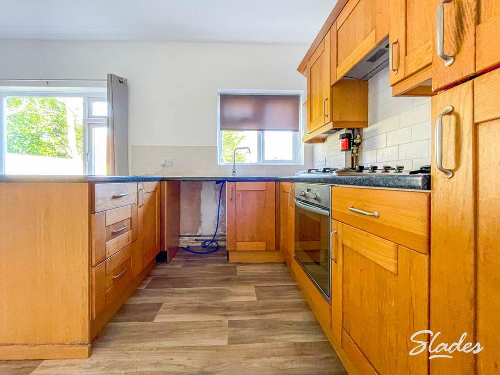 Kitchen (2)