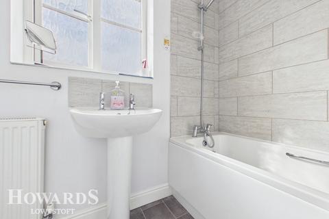 undefined, Leonard Drive, Lowestoft