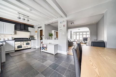 4 bedroom semi-detached house for sale, Shuttle Close, Sidcup