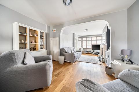 4 bedroom semi-detached house for sale, Shuttle Close, Sidcup