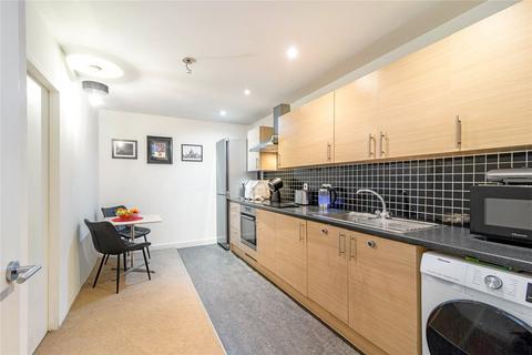 2 bedroom flat for sale, Westside Apartments, 69 Roden Street, Ilford, IG1