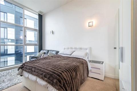 2 bedroom flat for sale, Westside Apartments, 69 Roden Street, Ilford, IG1